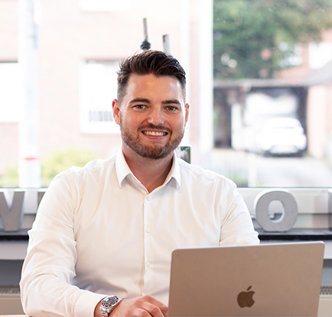 Ioannis Papadopoulos | Sales Consultant